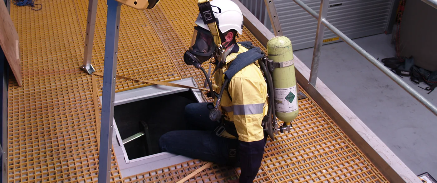 Access Unlimited confined space training with breathing apparatus