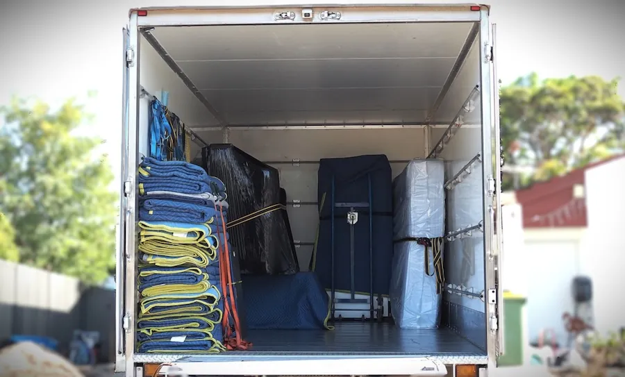 A Micro Moves truck loaded and protected – Micro Moves